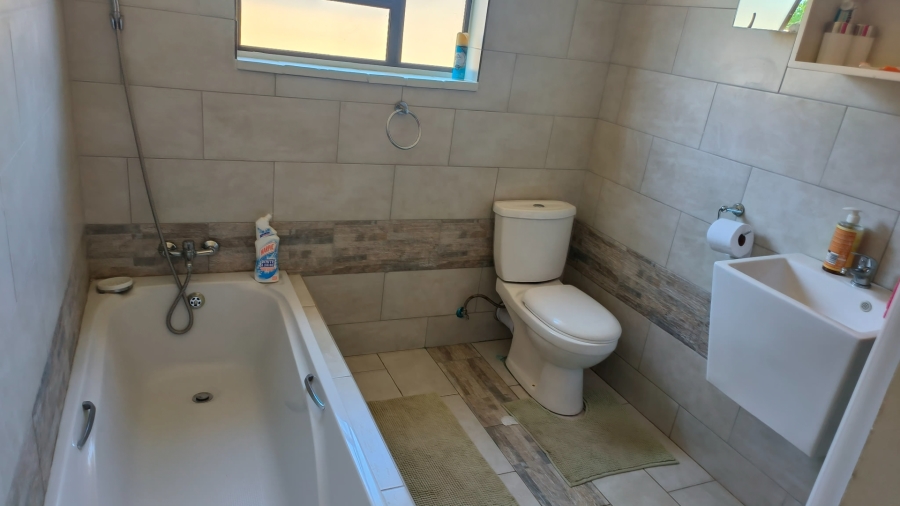 3 Bedroom Property for Sale in Collerville North West